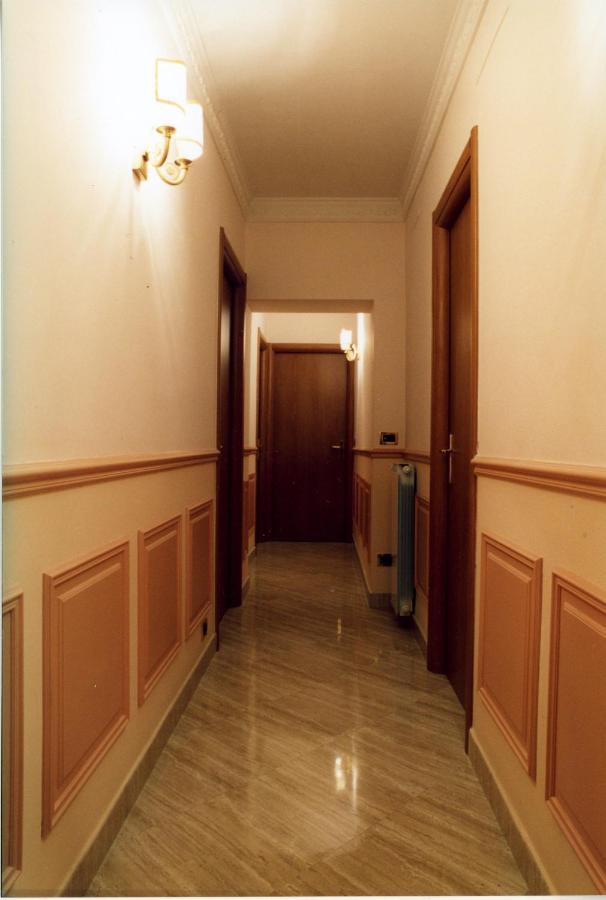 Hotel Magic House Rom Exterior foto